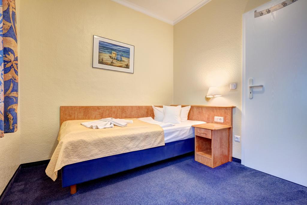 Haus Seeblick Hotel Garni & Ferienwohnungen Zinnowitz Ruang foto