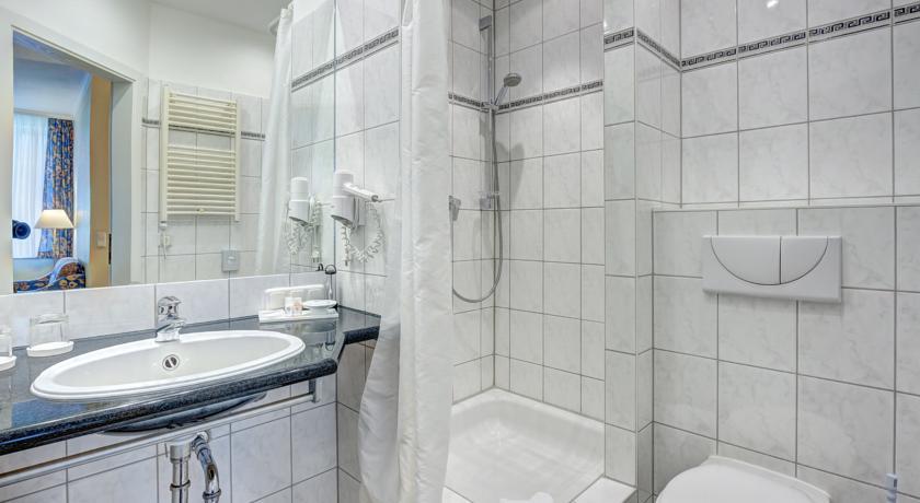 Haus Seeblick Hotel Garni & Ferienwohnungen Zinnowitz Ruang foto