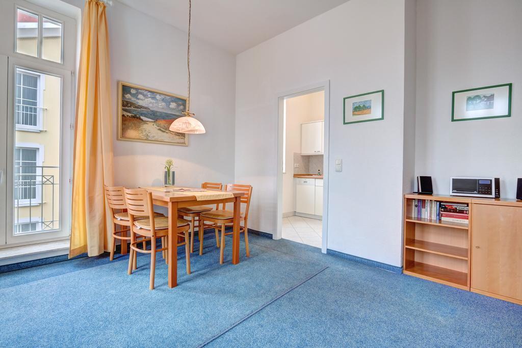 Haus Seeblick Hotel Garni & Ferienwohnungen Zinnowitz Bagian luar foto