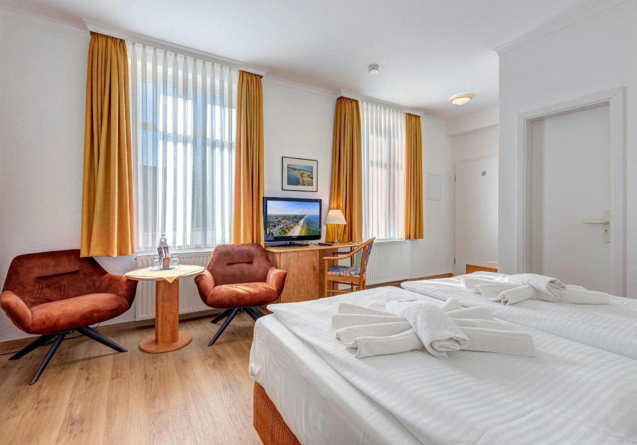 Haus Seeblick Hotel Garni & Ferienwohnungen Zinnowitz Bagian luar foto