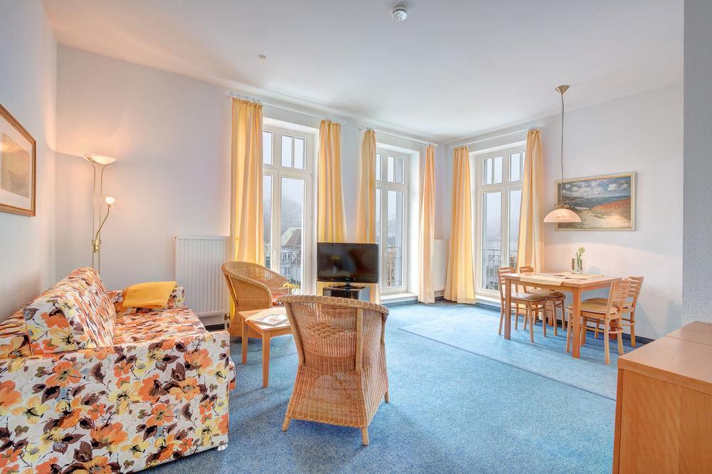 Haus Seeblick Hotel Garni & Ferienwohnungen Zinnowitz Bagian luar foto