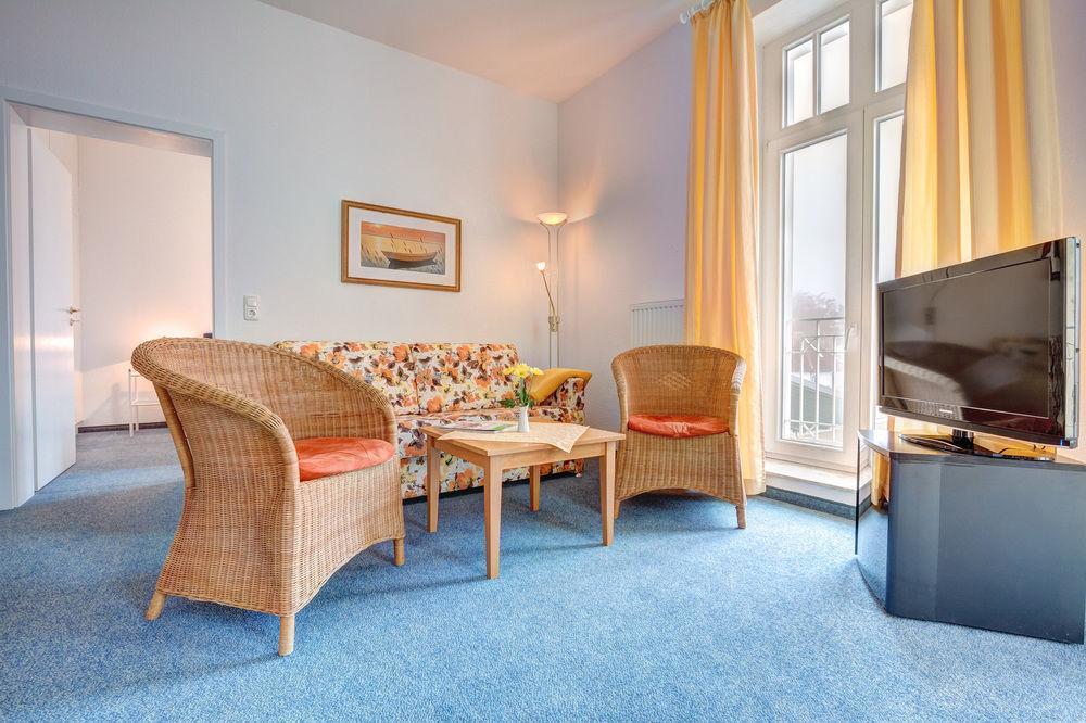 Haus Seeblick Hotel Garni & Ferienwohnungen Zinnowitz Bagian luar foto